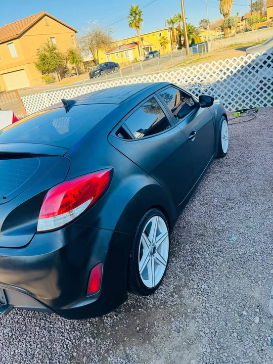 2016 Hyundai Veloster - Image 3 of 9