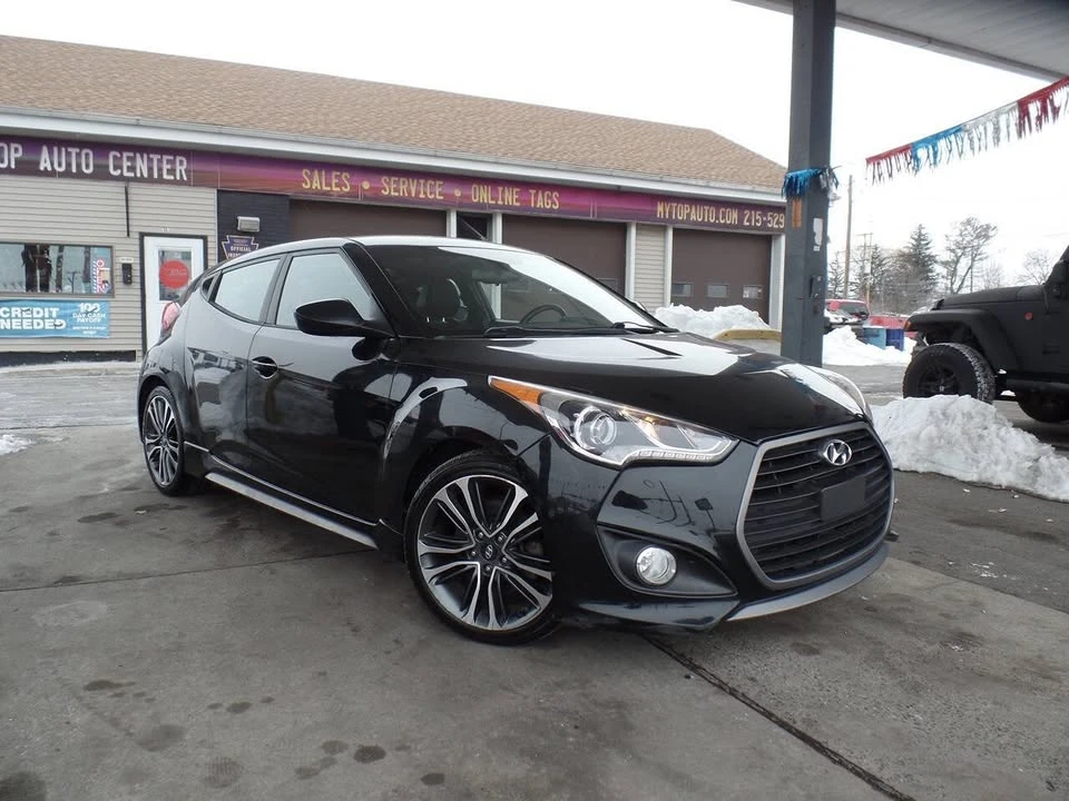 2016 Hyundai Veloster - Image 8 of 20