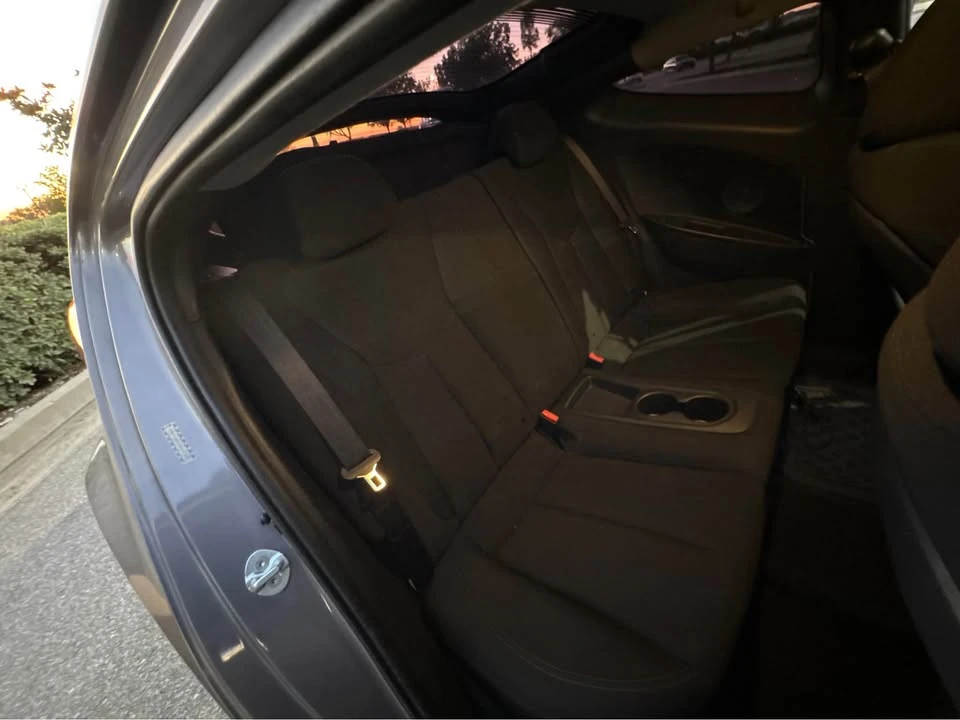 2016 Hyundai Veloster - Image 17 of 17