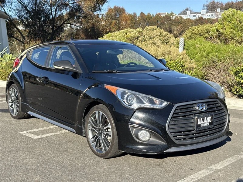 2016 Hyundai Veloster - Image 8 of 19