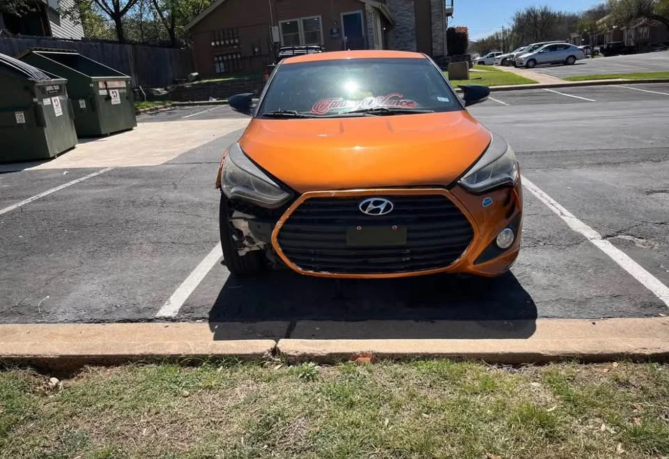 2016 Hyundai Veloster - Image 10 of 10
