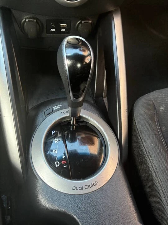 2016 Hyundai Veloster - Image 14 of 16