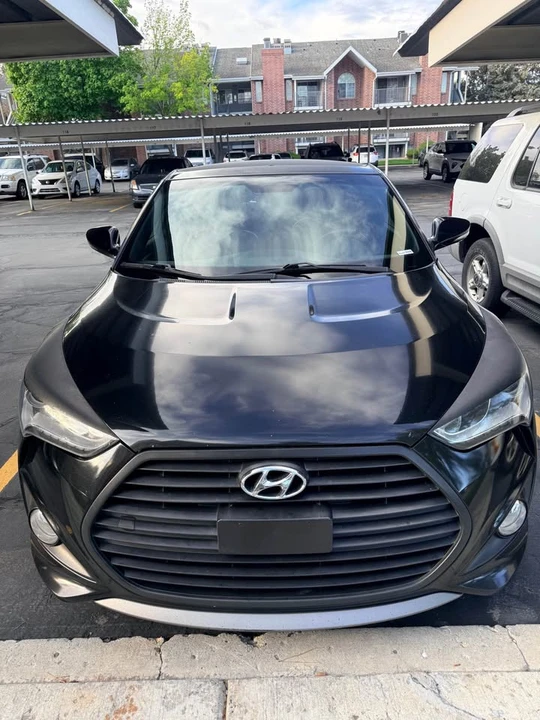 2016 Hyundai Veloster - Image 2 of 11