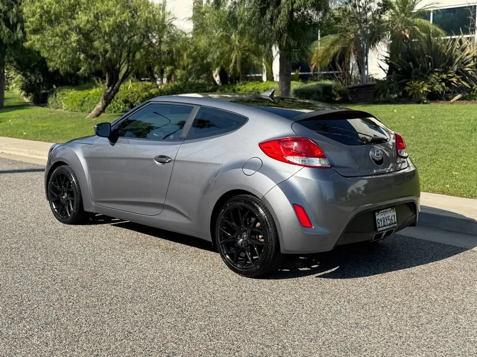 2016 Hyundai Veloster - Image 6 of 15