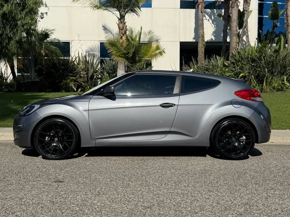 2016 Hyundai Veloster - Image 7 of 15