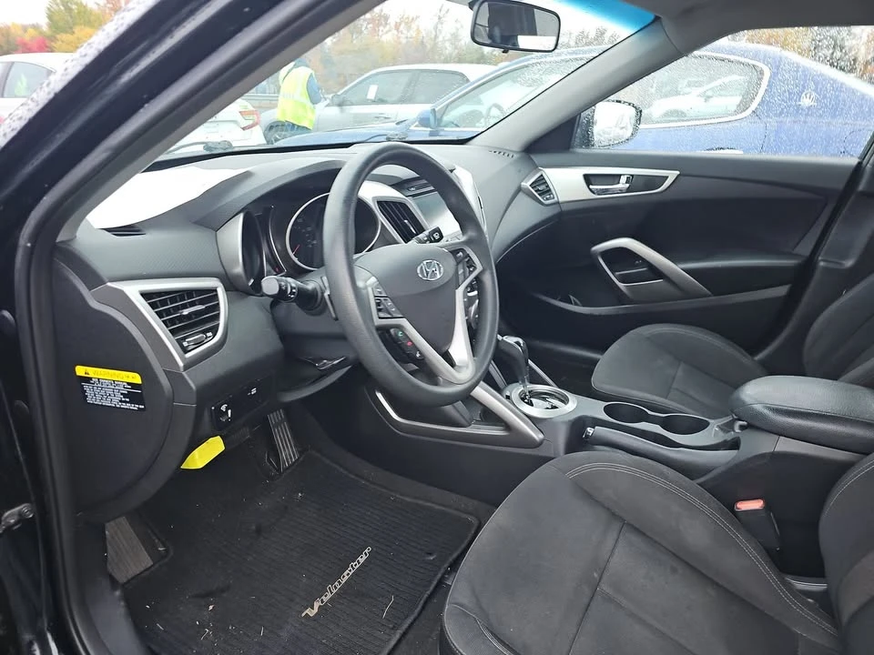 2016 Hyundai Veloster - Image 3 of 14