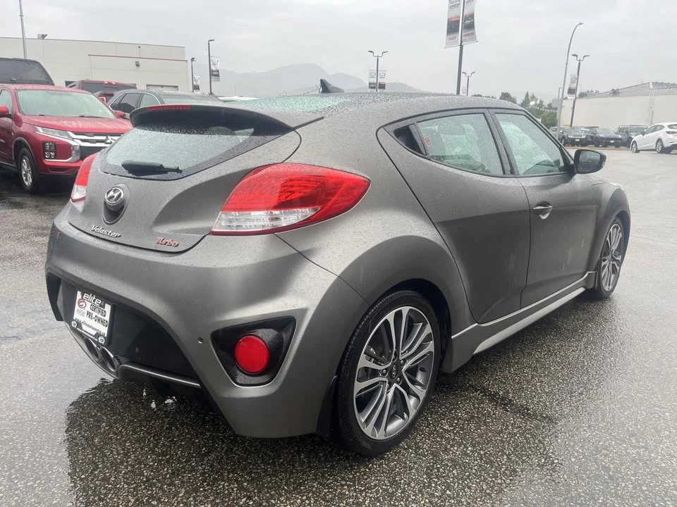 2016 Hyundai Veloster - Image 4 of 12