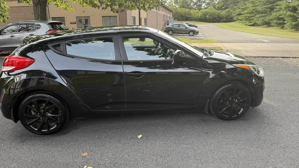 2016 Hyundai Veloster - Image 3 of 16