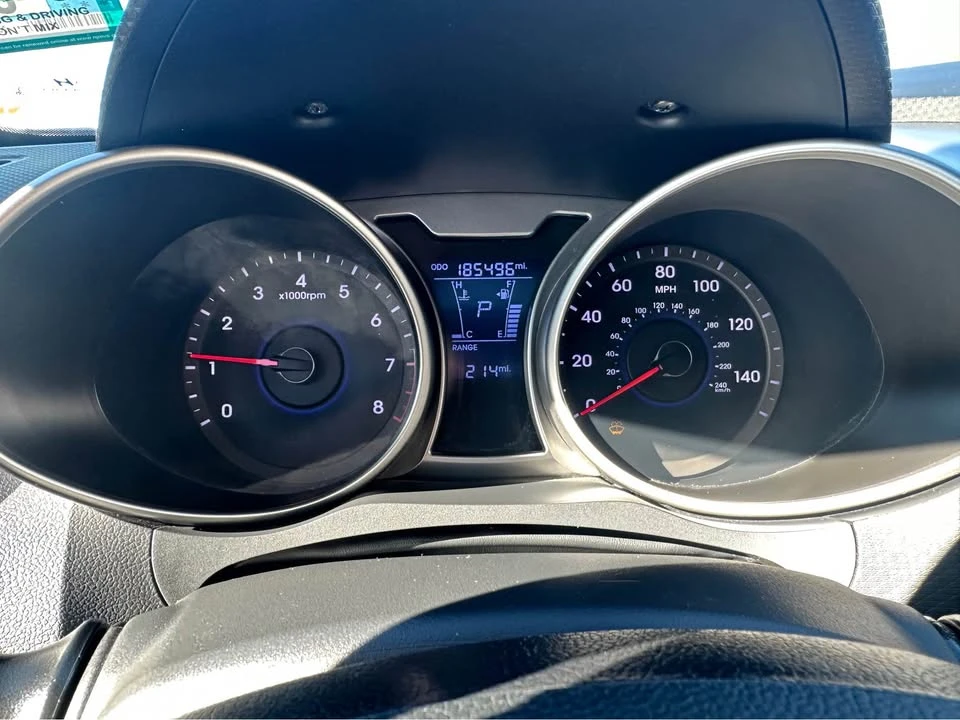 2016 Hyundai Veloster - Image 9 of 10