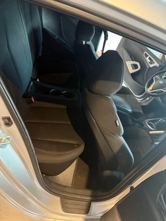 2016 Hyundai Veloster - Image 7 of 7