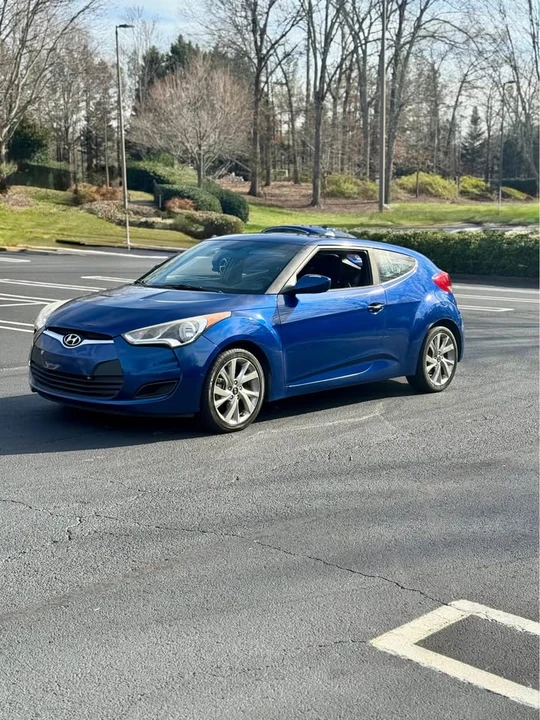 2016 Hyundai Veloster - Image 3 of 4