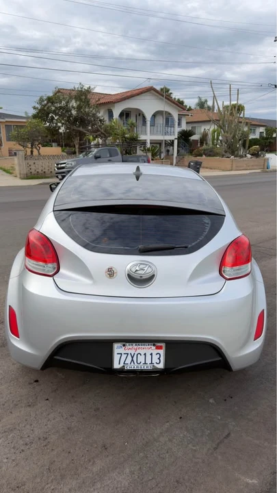 2016 Hyundai Veloster - Image 3 of 11