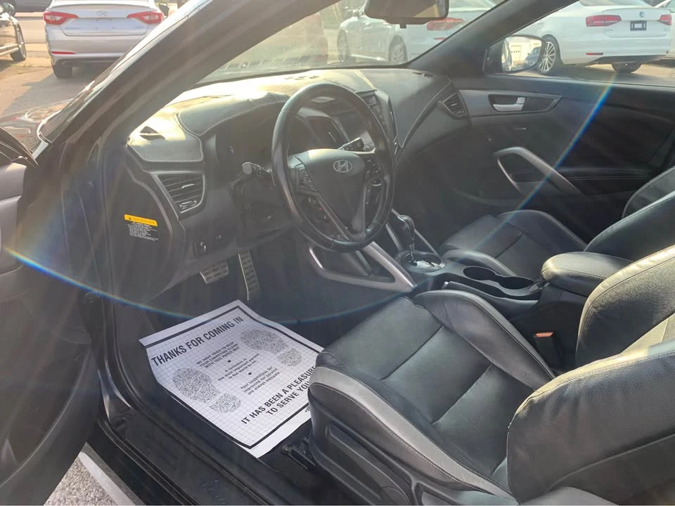 2016 Hyundai Veloster - Image 2 of 7