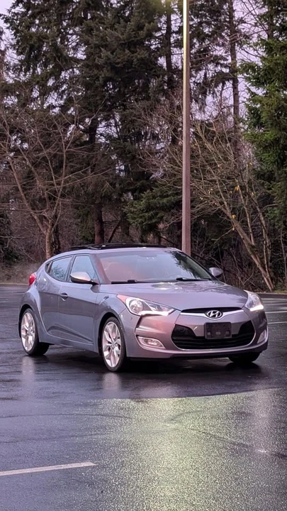 2016 Hyundai Veloster - Image 3 of 10