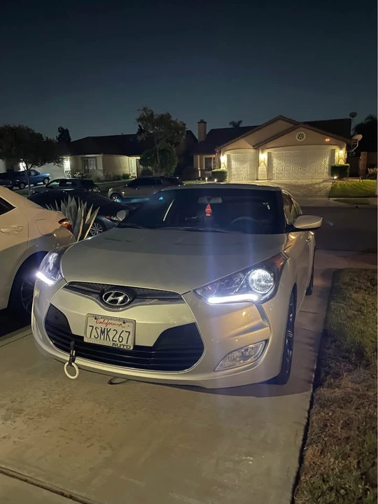 2016 Hyundai Veloster - Image 8 of 8