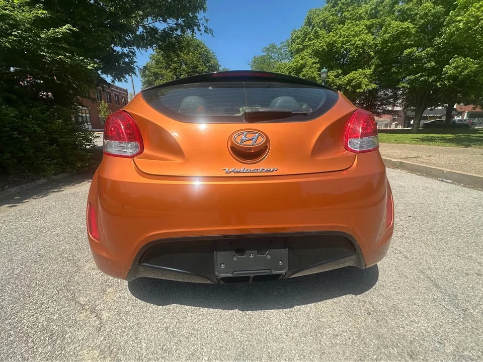 2016 Hyundai Veloster - Image 4 of 15