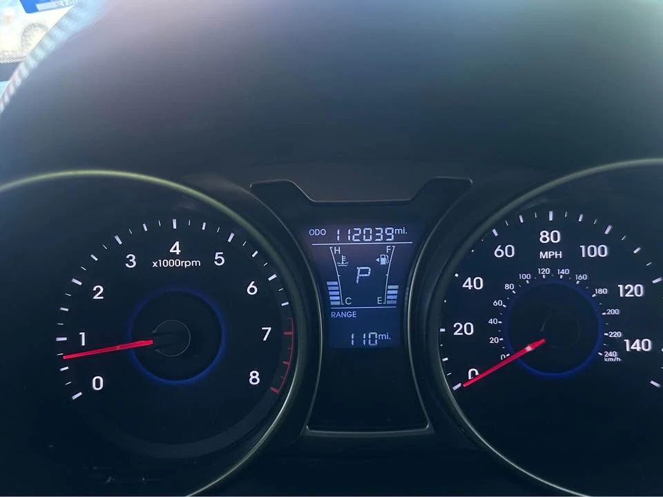 2016 Hyundai Veloster - Image 12 of 15