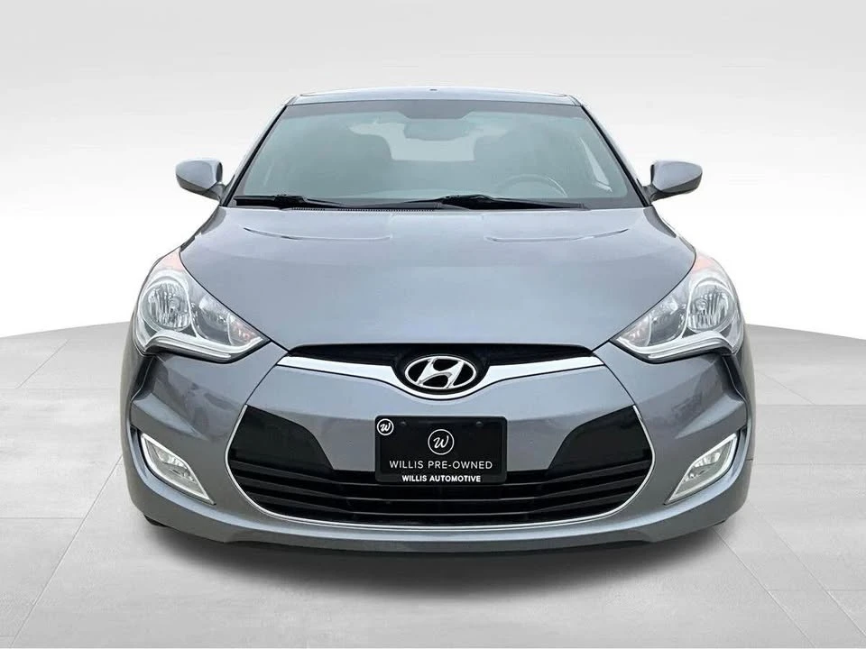 2016 Hyundai Veloster - Image 2 of 14