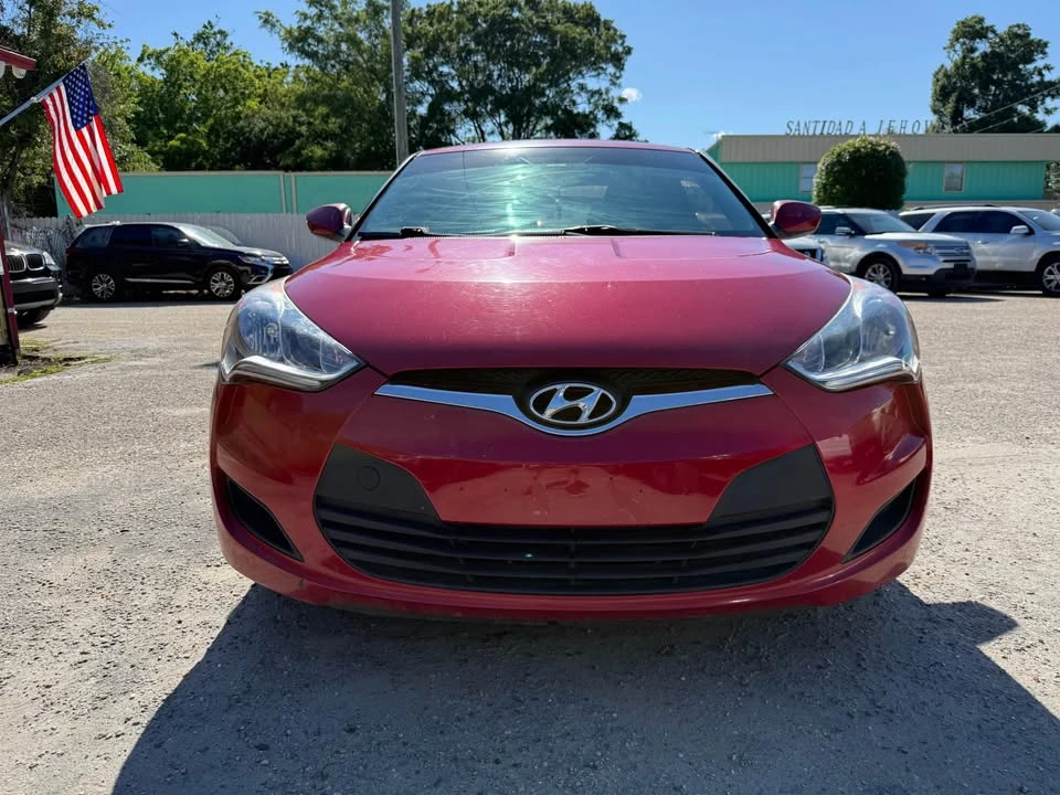 2016 Hyundai Veloster - Image 2 of 20