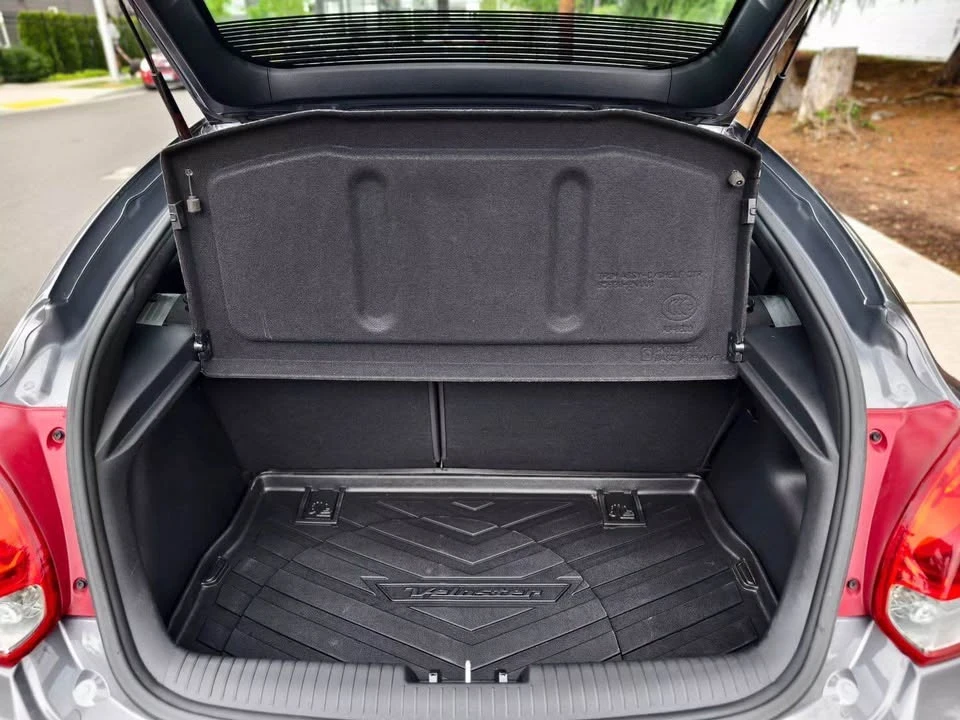 2016 Hyundai Veloster - Image 5 of 18
