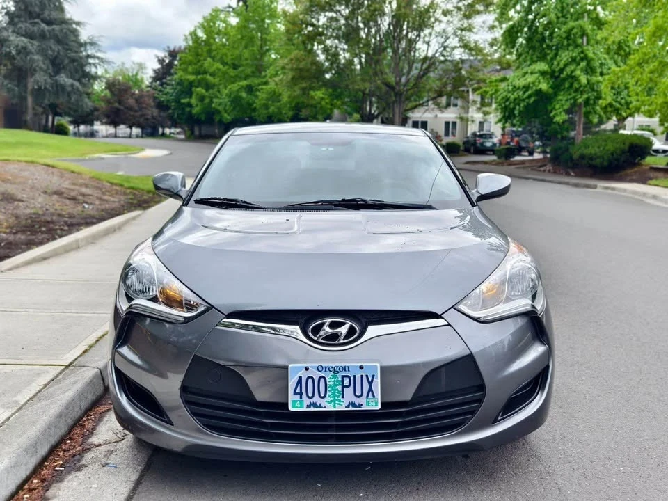 2016 Hyundai Veloster - Image 9 of 18
