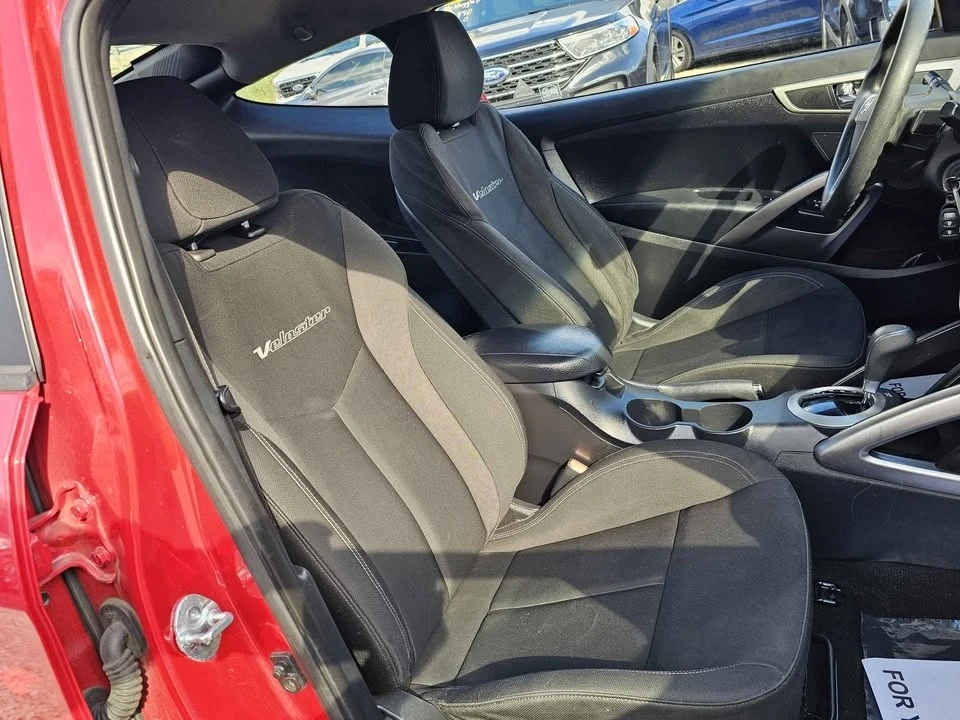 2016 Hyundai Veloster - Image 7 of 19