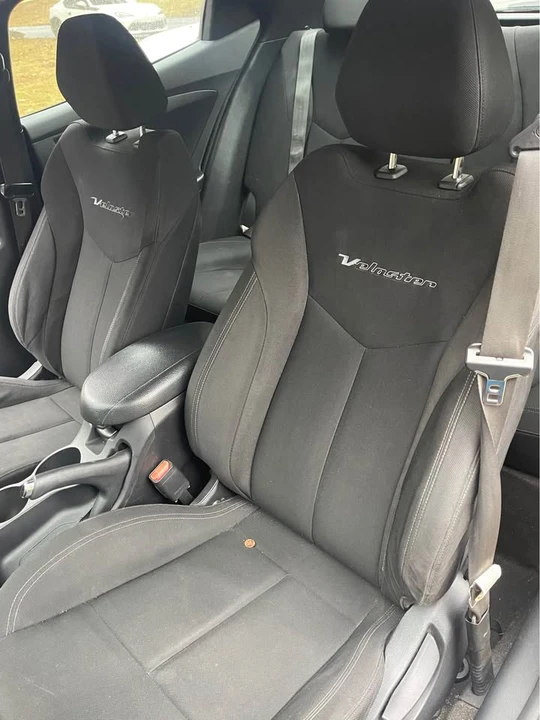 2016 Hyundai Veloster - Image 3 of 9