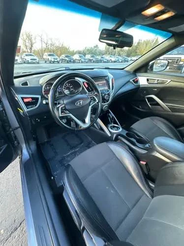 2016 Hyundai Veloster - Image 12 of 12