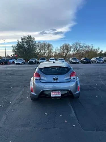 2016 Hyundai Veloster - Image 8 of 12