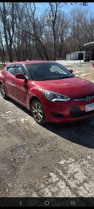 2016 Hyundai Veloster - Image 8 of 9