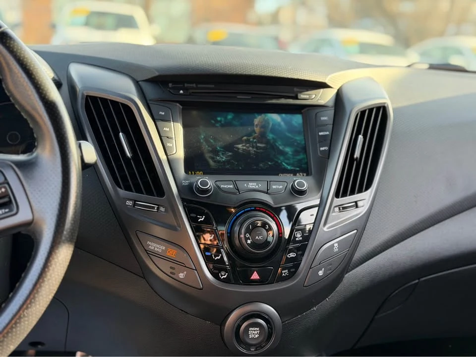 2016 Hyundai Veloster - Image 11 of 11