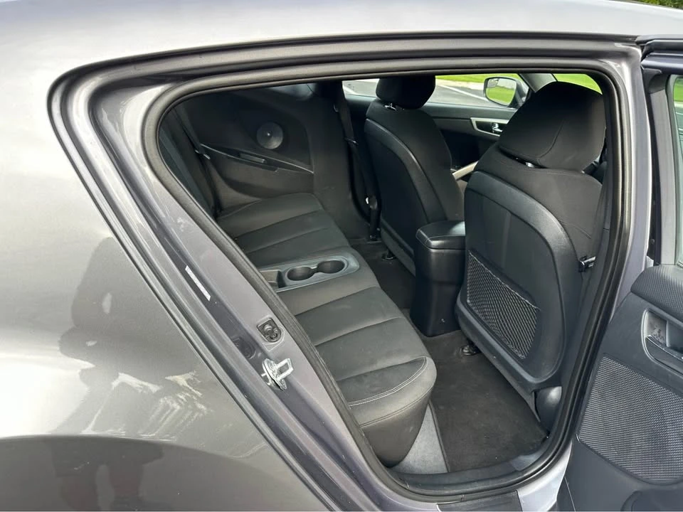 2016 Hyundai Veloster - Image 17 of 18