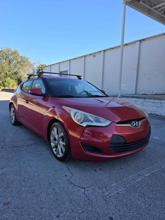 2016 Hyundai Veloster - Image 2 of 8