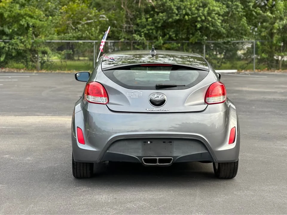2016 Hyundai Veloster - Image 6 of 18