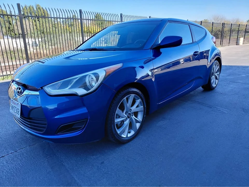 2016 Hyundai Veloster - Image 4 of 15