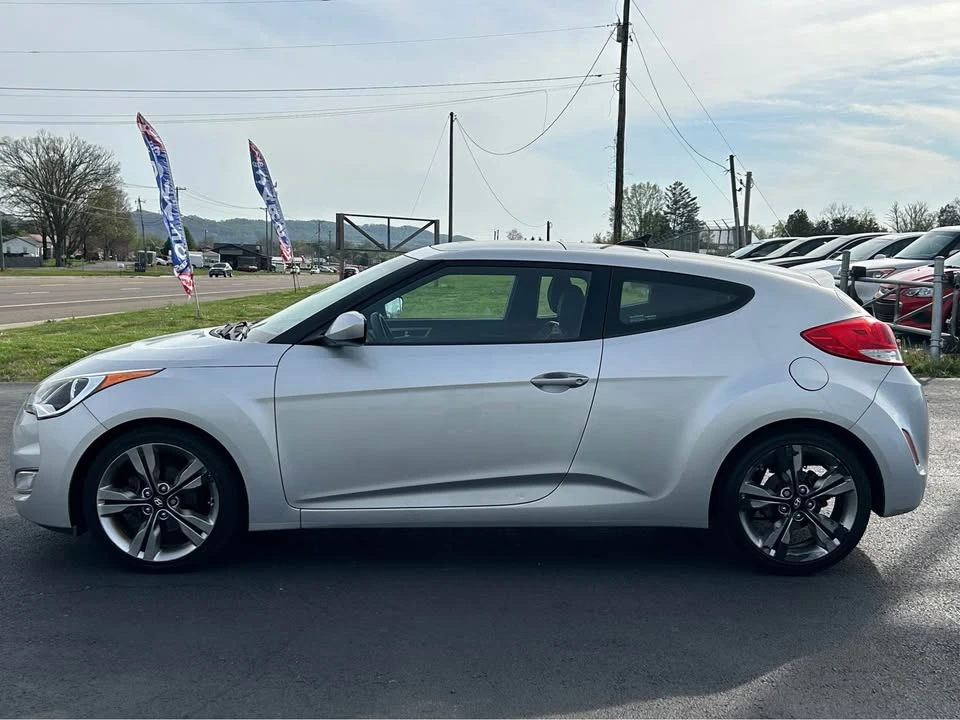 2016 Hyundai Veloster - Image 4 of 20