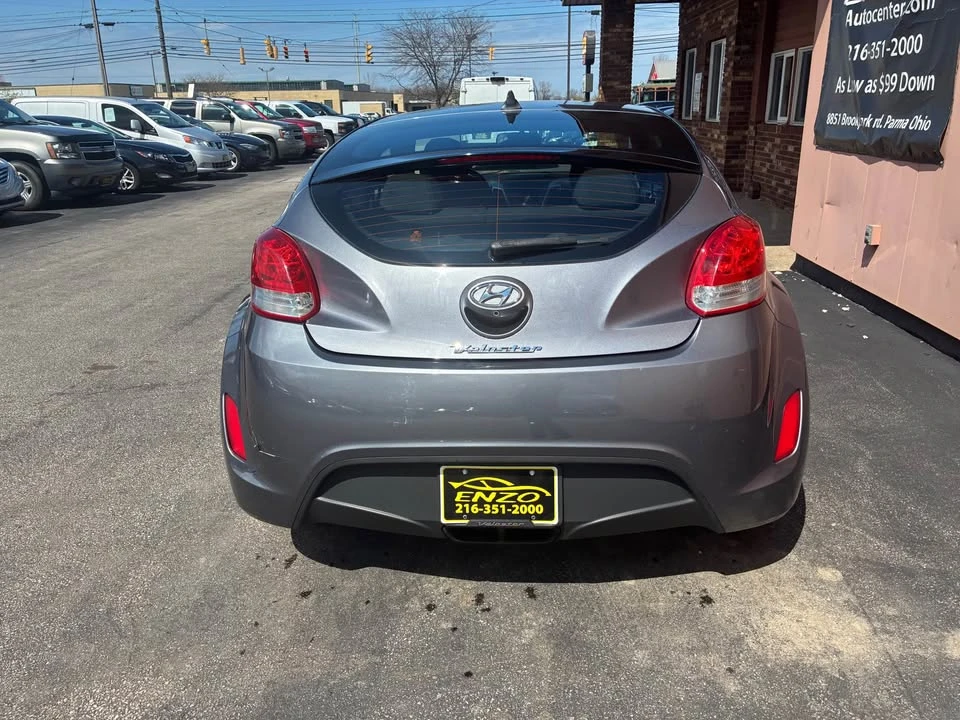 2016 Hyundai Veloster - Image 6 of 19