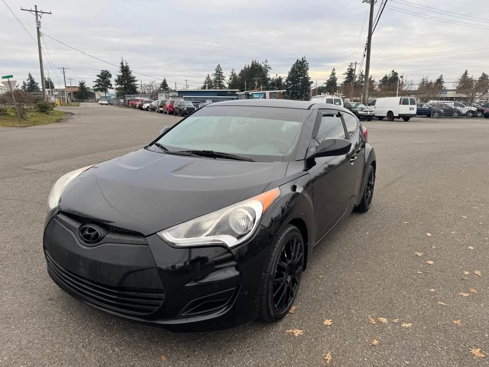 2016 Hyundai Veloster - Image 4 of 11