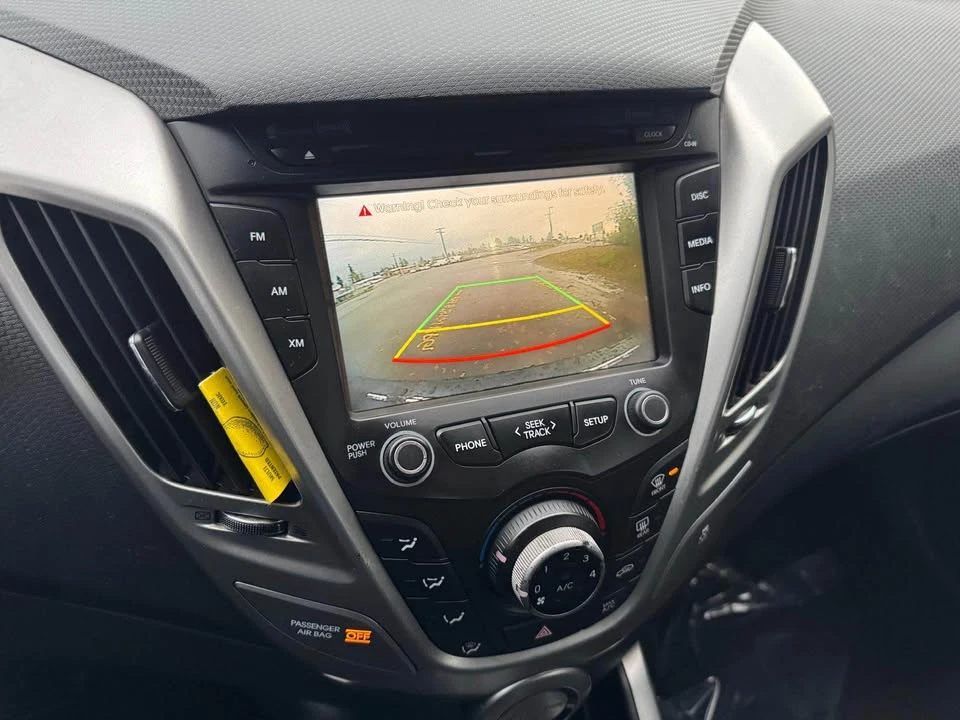 2016 Hyundai Veloster - Image 10 of 10