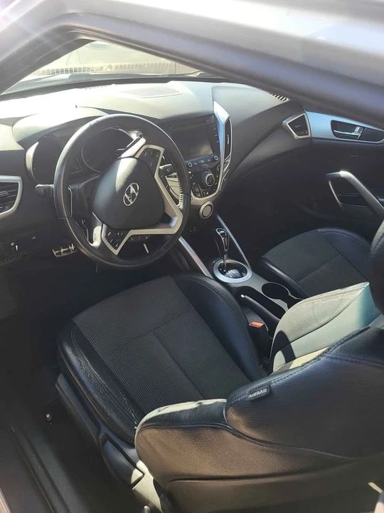 2016 Hyundai Veloster N - Image 3 of 3