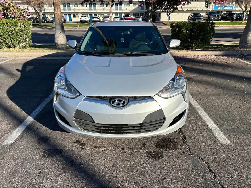 2016 Hyundai Veloster N - Image 2 of 12