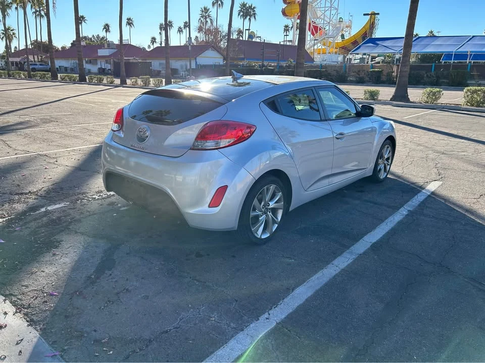 2016 Hyundai Veloster N - Image 5 of 12