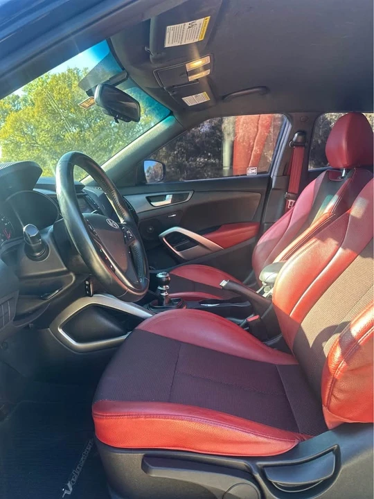 2016 Hyundai Veloster - Image 9 of 15