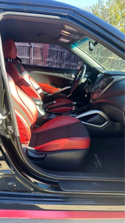2016 Hyundai Veloster - Image 13 of 15