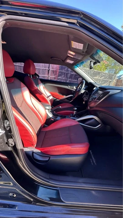 2016 Hyundai Veloster - Image 12 of 15