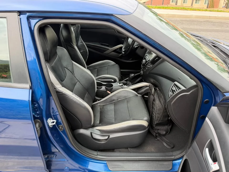 2016 Hyundai Veloster - Image 17 of 17