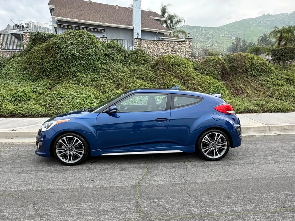 2016 Hyundai Veloster - Image 4 of 17
