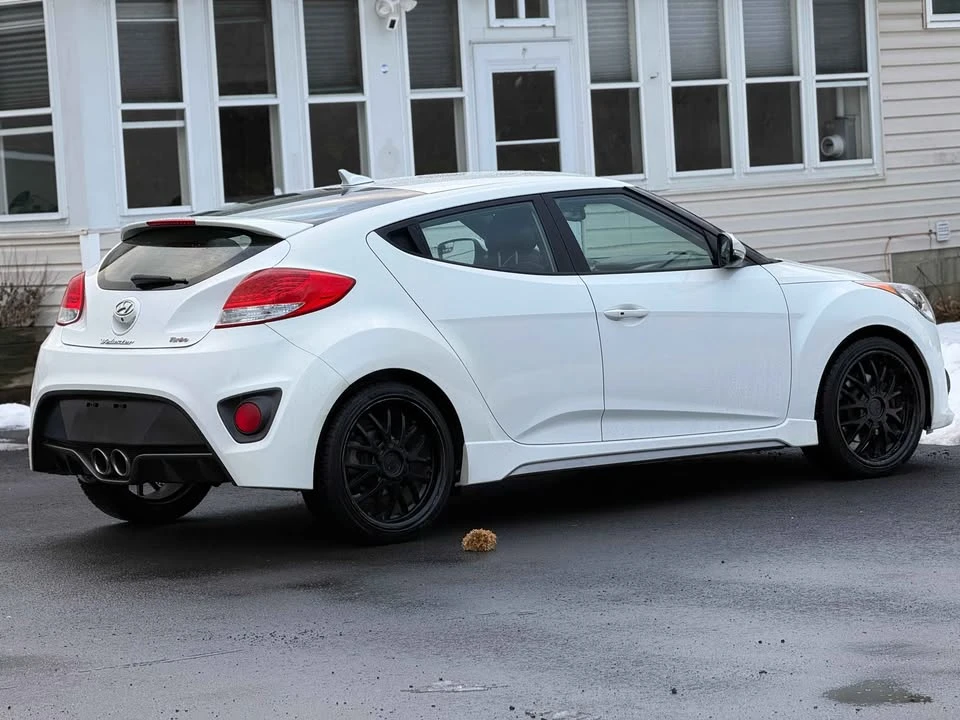 2016 Hyundai Veloster - Image 6 of 18