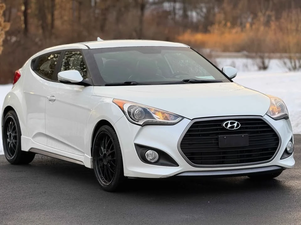 2016 Hyundai Veloster - Image 3 of 18