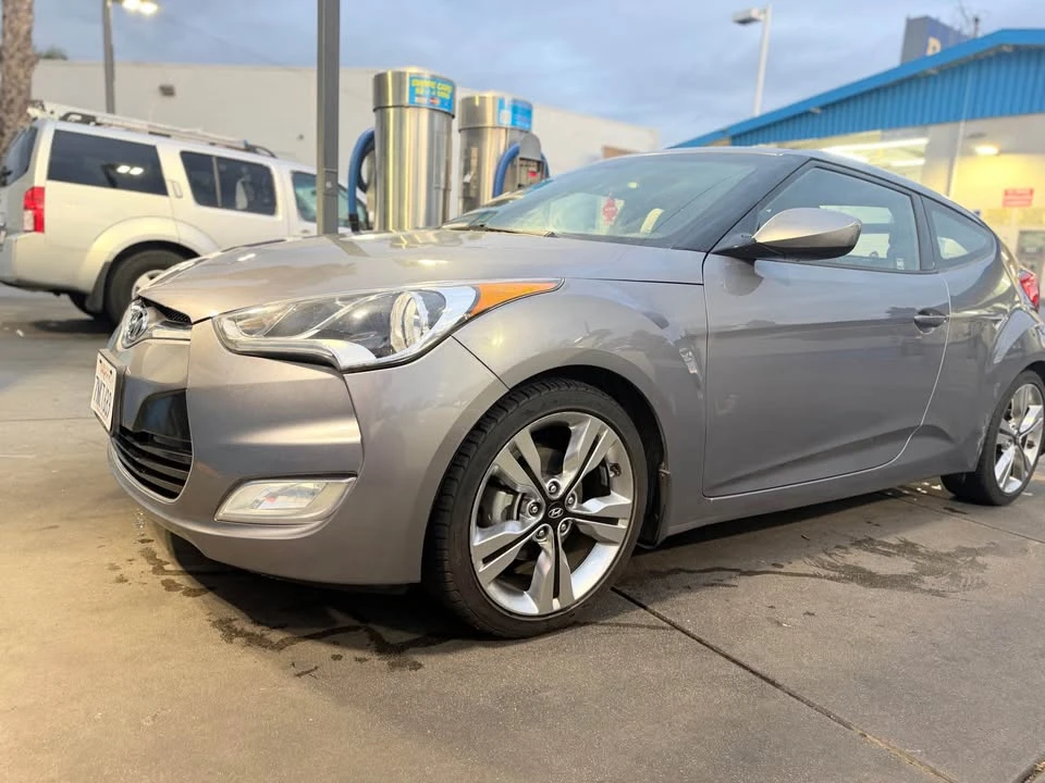 2016 Hyundai Veloster - Image 6 of 7